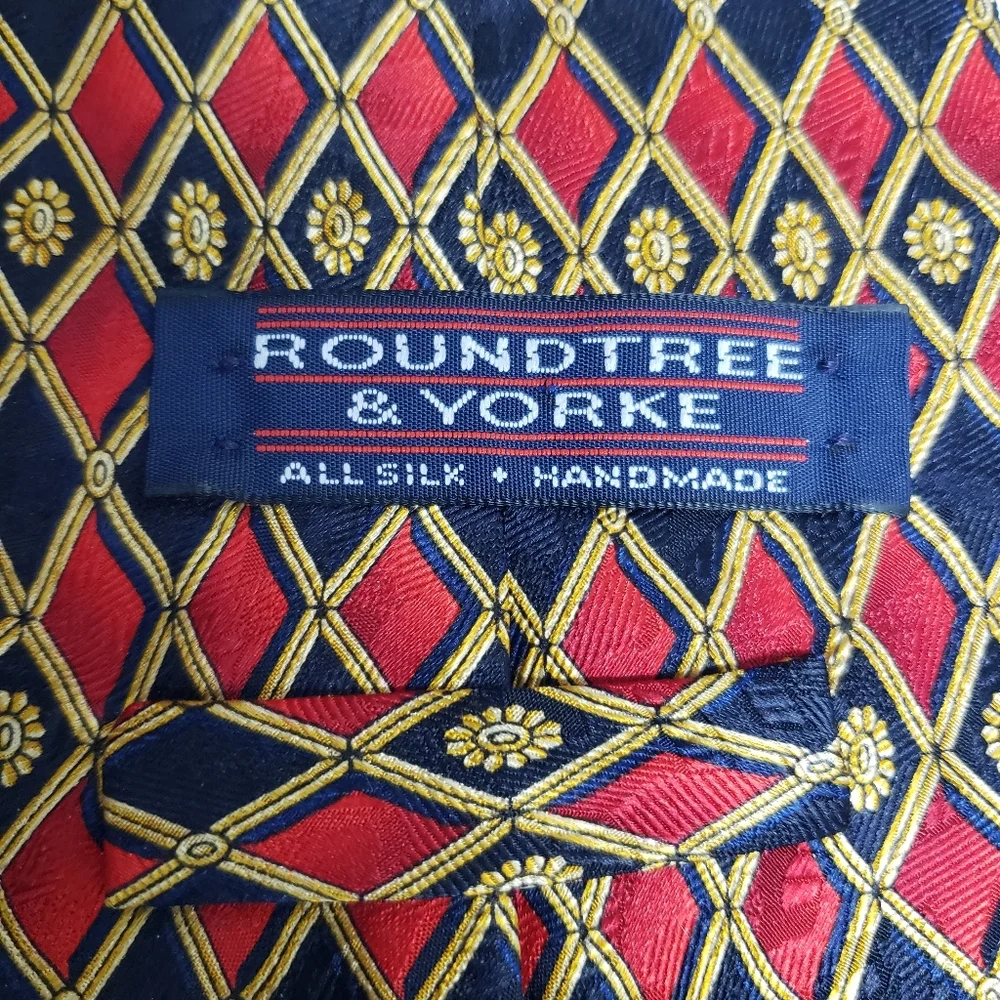 ROUNDTREE & YORKE Mens Necktie 100% Silk Blue and Red Geometric Pattern